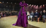 Valentino, Haute Couture ispirata all'anatomia in ogni forma 